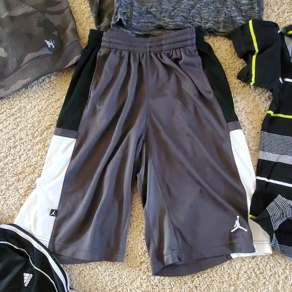 Xl youth Jordan shorts